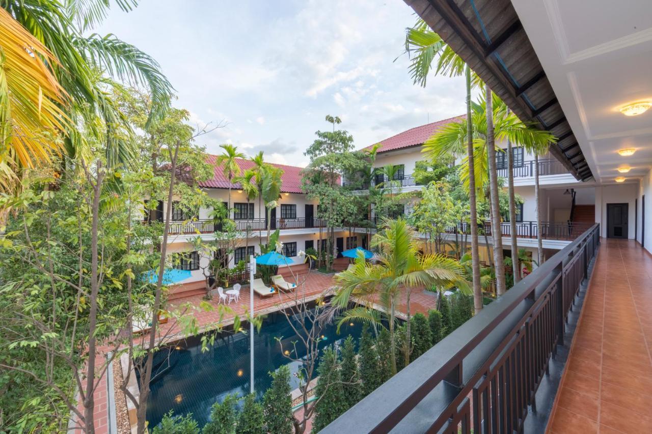 洱湾精品酒店wind Boutique Hotel シェムリアップ エクステリア 写真